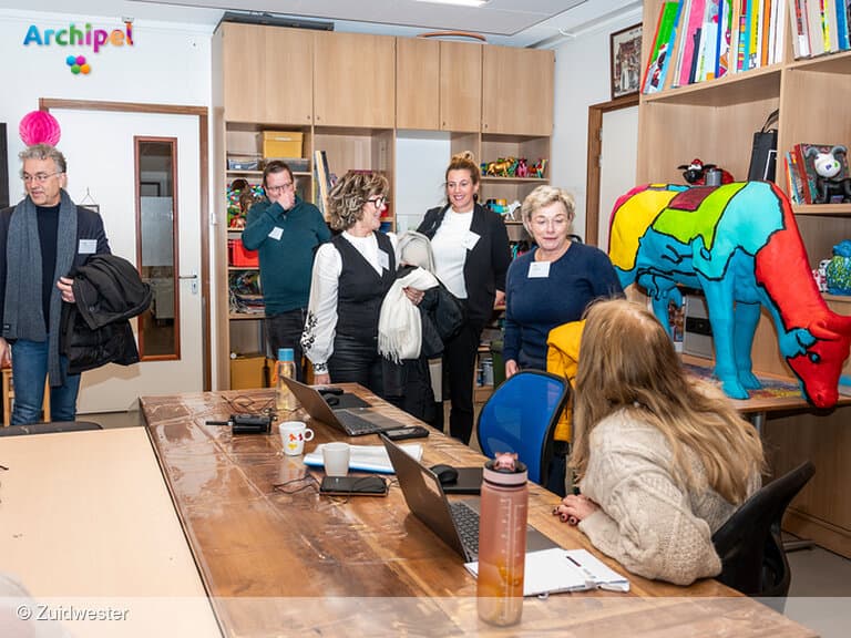 Collegeleden bezoeken Zuidwester Hernesseroord Middelharnis