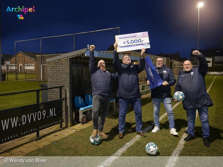 Voetbalvereniging DVV'09 ontvangt bijdrage van 5.000 euro