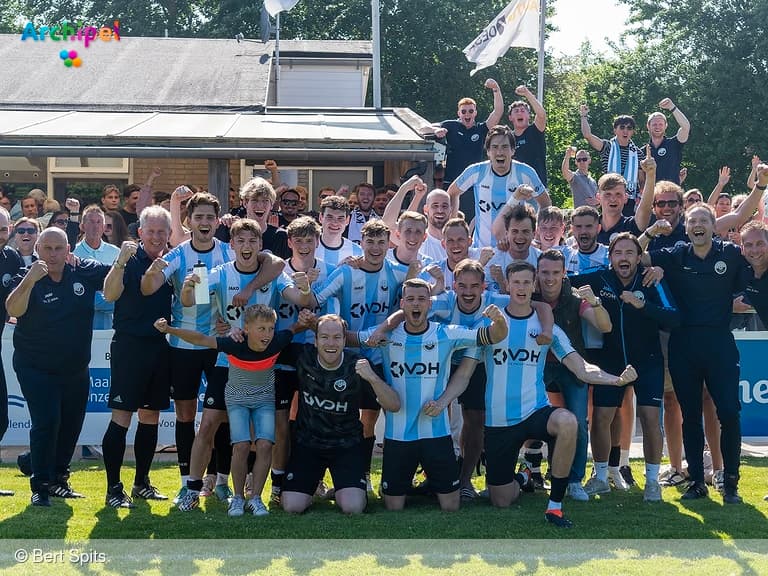 DVV'09 grijpt macht in topper tegen Stellendam
