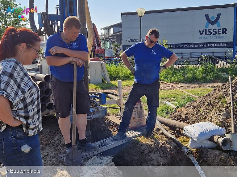 Succesvolle waterboring bij de Buutenplaets