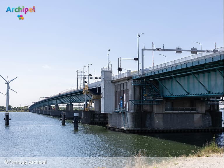 Gemeenten vragen met spoed maatregelen voor Haringvlietbrug