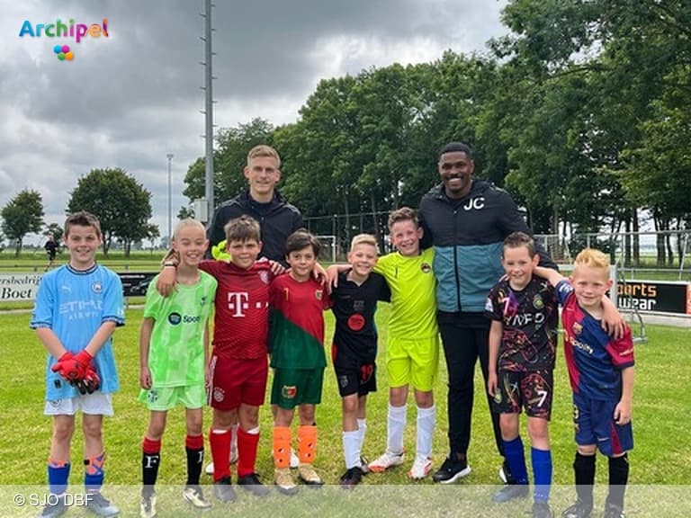 Succesvolle aftrap voor Voetbalschool Cijntje bij SJO DBF