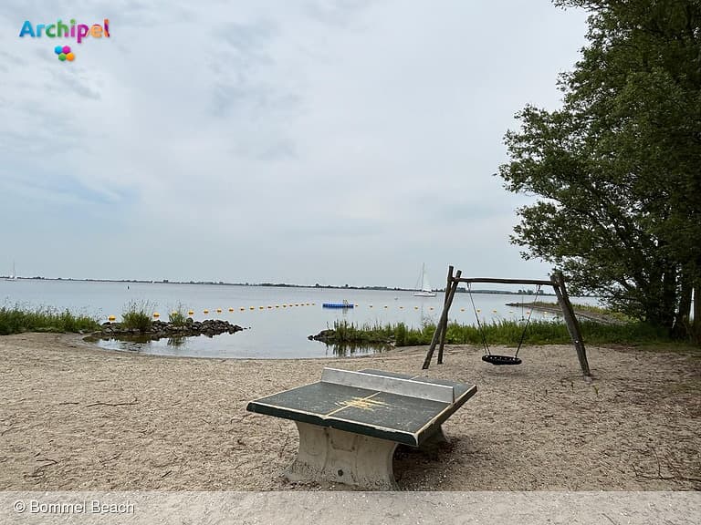 Voortaan ook zwemadvies voor verborgen strandje in Den Bommel