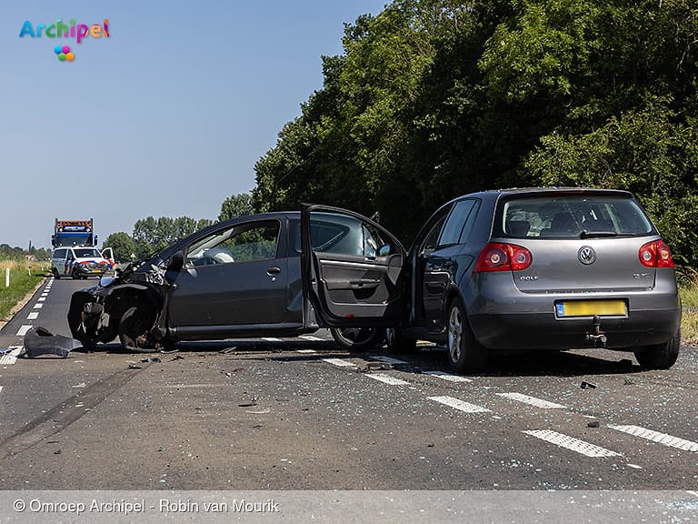 Drie voertuigen betrokken bij ongeval op N215