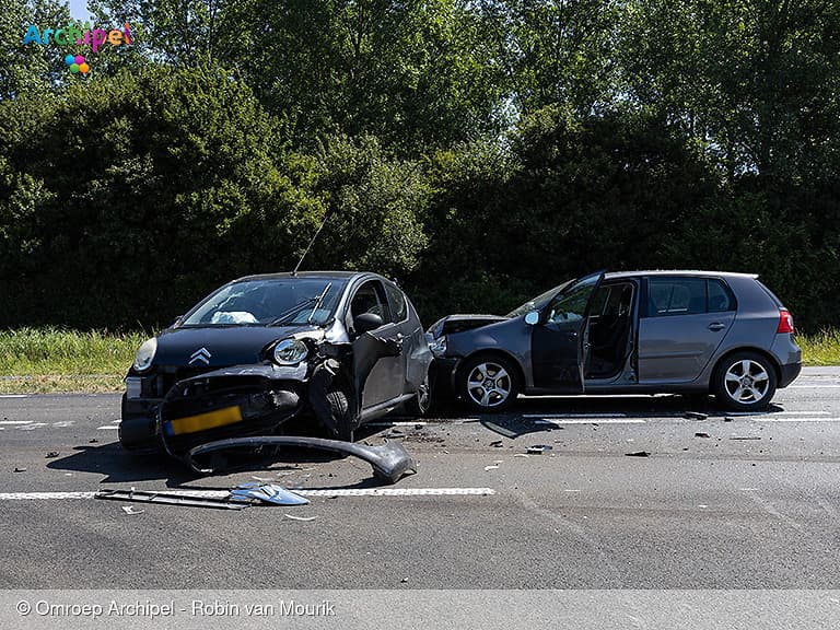 Drie voertuigen betrokken bij ongeval op N215