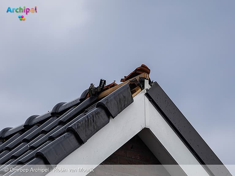 Onweer veroorzaakt blikseminslag in woonhuis