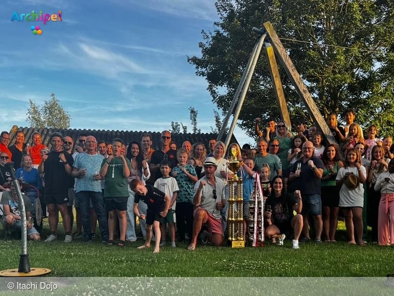 Zonnige seizoensafsluiting bij Itachi Dojo