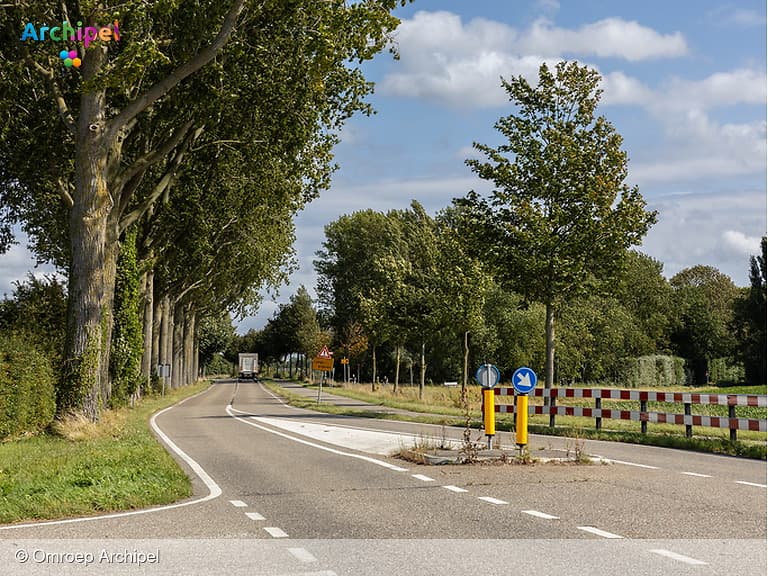 Oudelandsedijk wordt 60-kilometerweg met verkeersdrempels