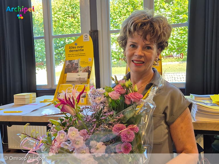 Jubileum Ketenzorg Dementie: wethouder bedankt Conny Bouwer