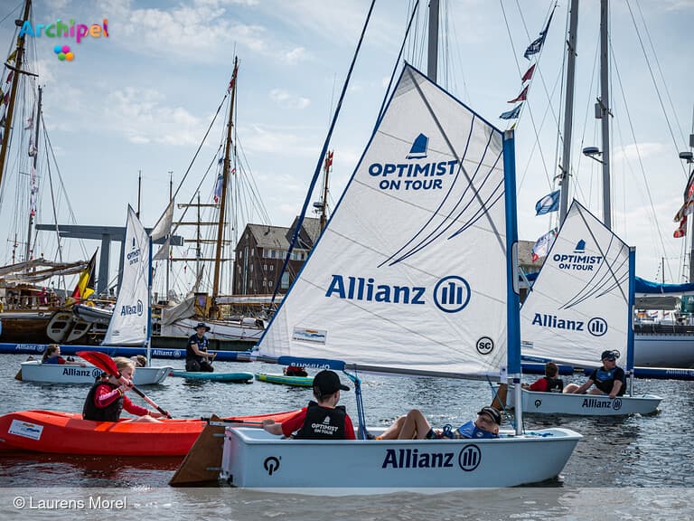 Watersportprogramma voor kinderen tijdens DAM-X