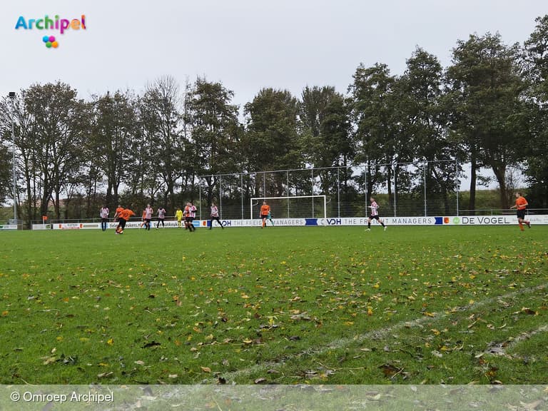 Melissant pakt overtuigende zege op Hekelingen, ondanks hectische slotfase