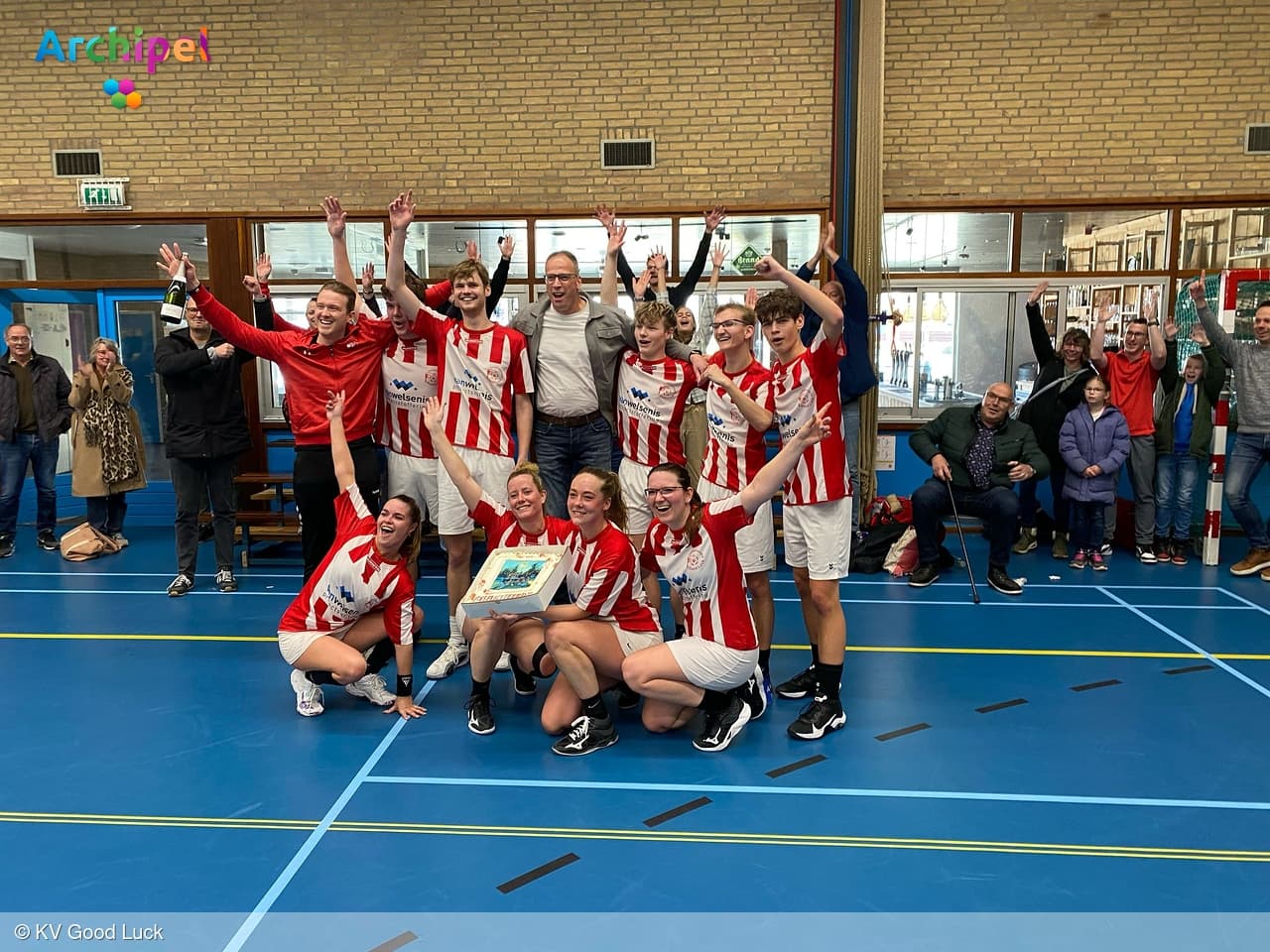 Good Luck zoekt opvolger voor vertrekkende trainer Versteeg