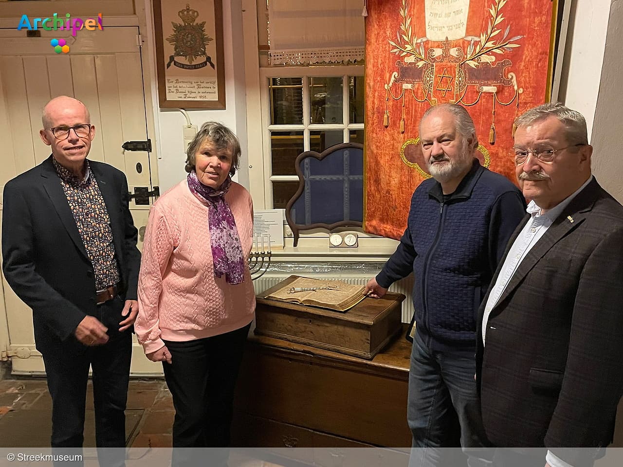 Flakkeese Rabbijnenbijbel voorgoed terug op het eiland