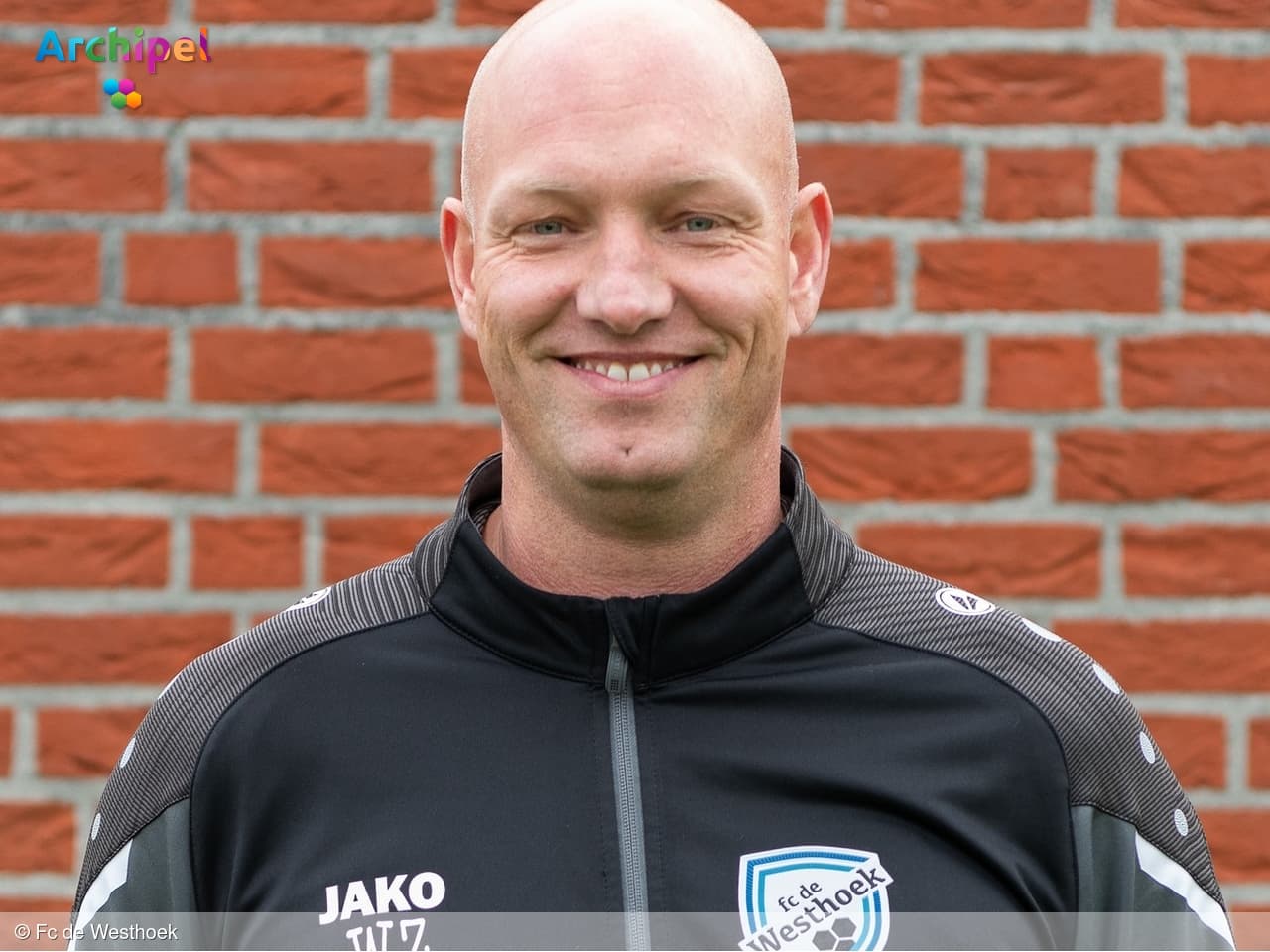 Flakkeese succescoach Zwackhalen stopt bij zeeuwse koploper FC De Westhoek