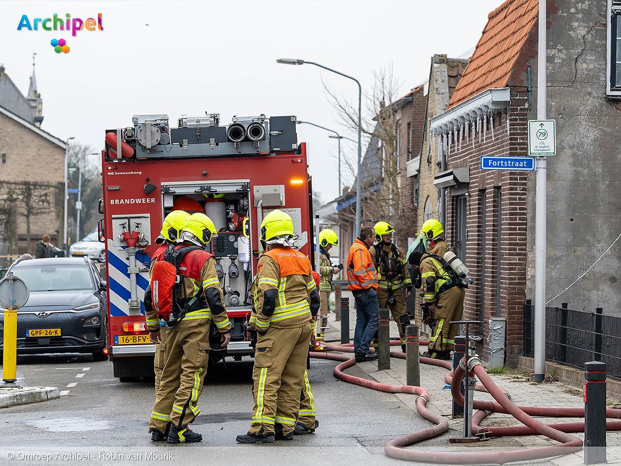 Brandweer ingezet bij woning vol rook in Herkingen