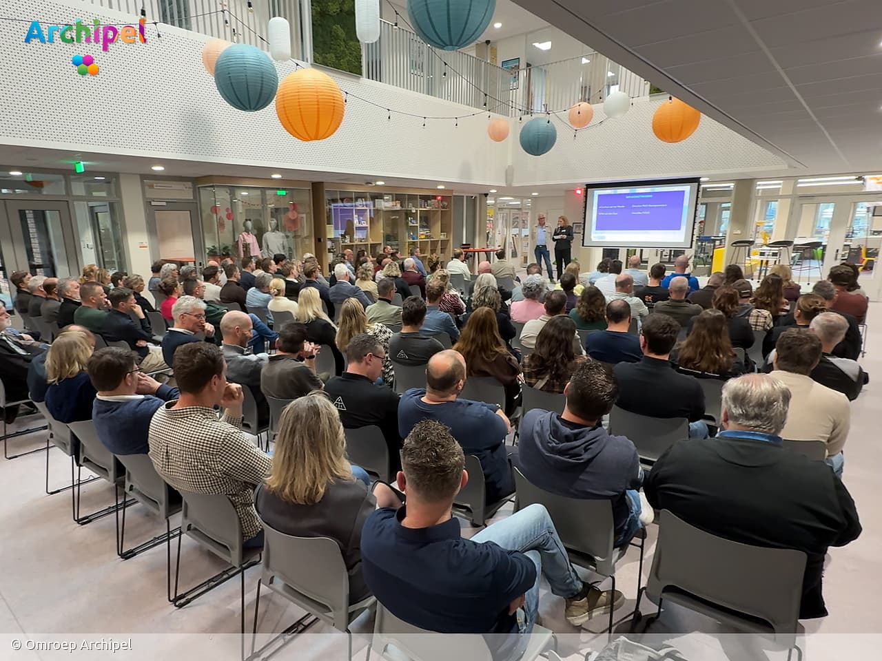 Botlek of Goeree-Overflakkee? 'Ze moeten hier kunnen leren en werken'