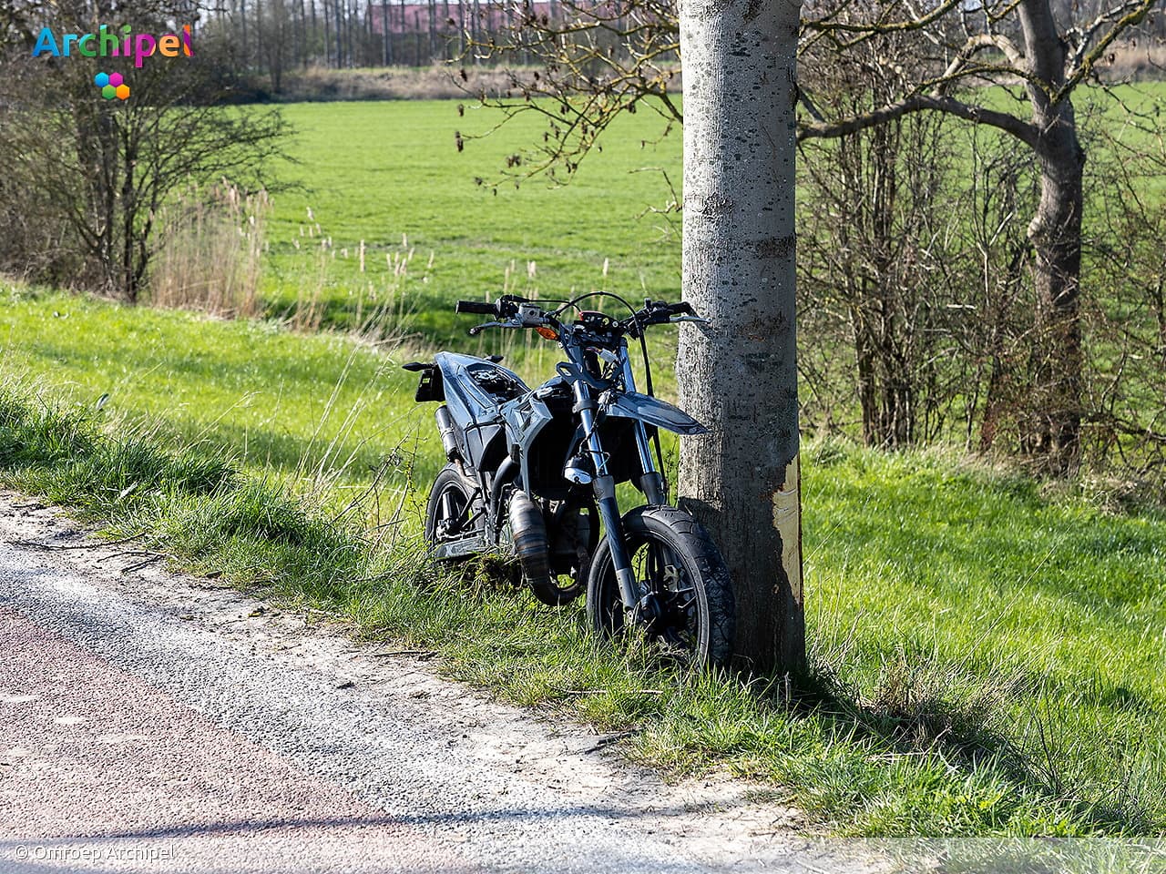 Brommerrijder gewond bij eenzijdig ongeval