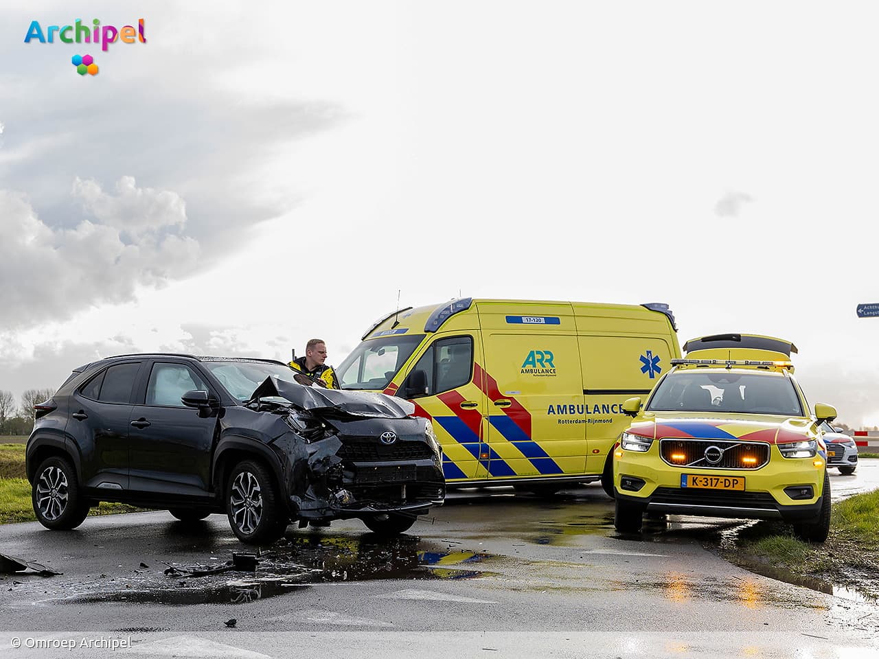 Forse schade en verwondingen na aanrijding Langeweg Ooltgensplaat