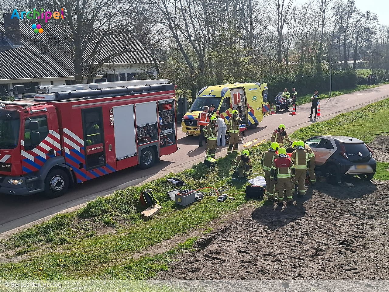 Bestuurder overreden door eigen auto in Ouddorp