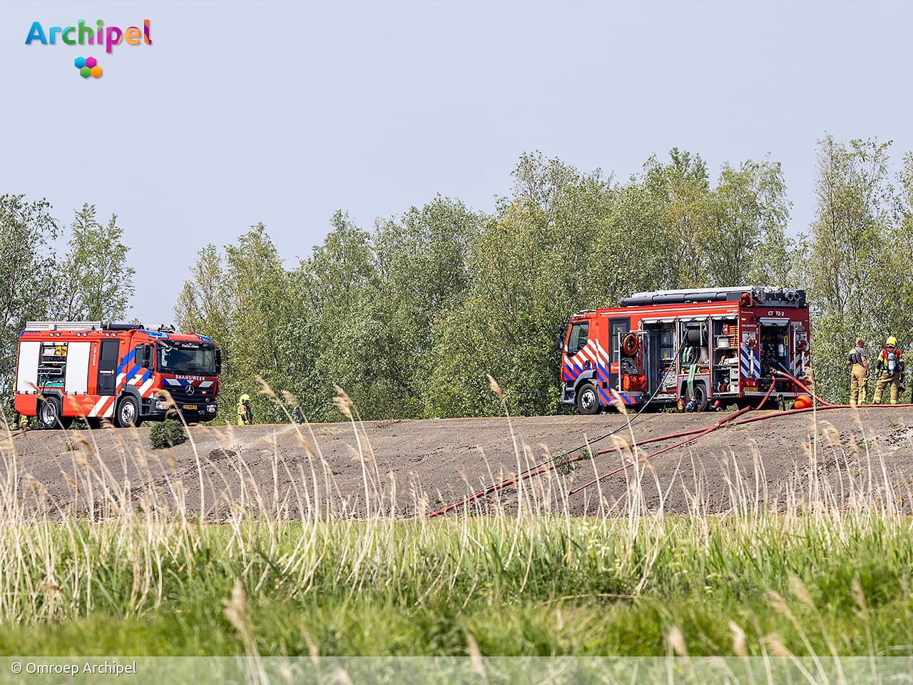Meerdere brandweereenheden ingezet bij natuurbrand in buitengebied Dirksland