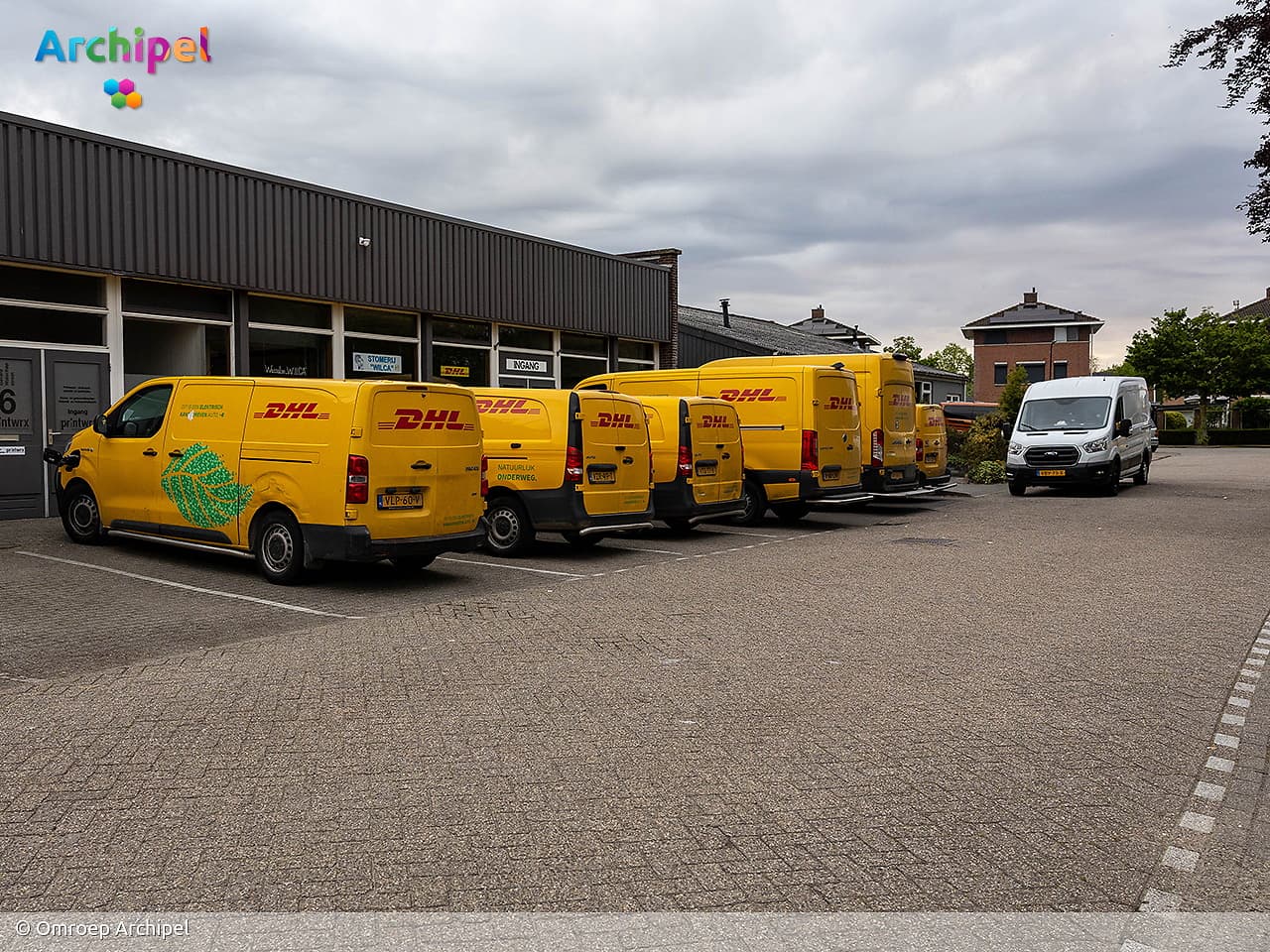 Omwonenden zijn overlast van DHL-punt in Sommelsdijk zat