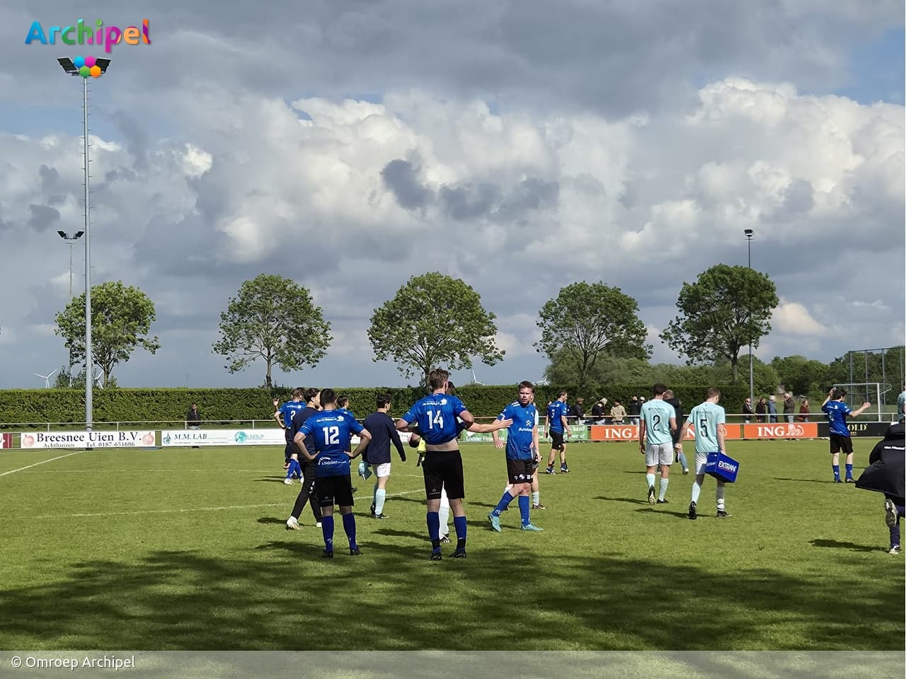 Den Bommel laat cruciale kans op lijfsbehoud liggen tegen Zinkwegse Boys