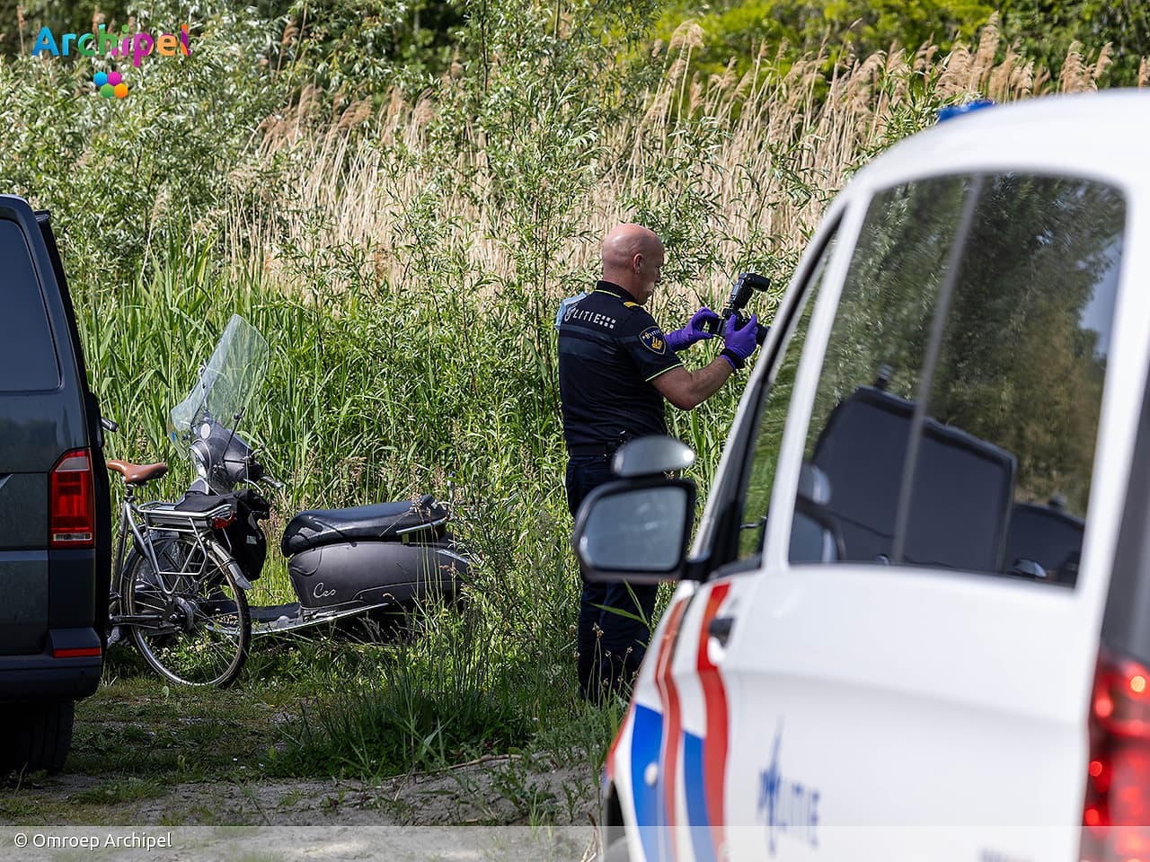Levenloos lichaam aangetroffen in water bij Ooltgensplaat