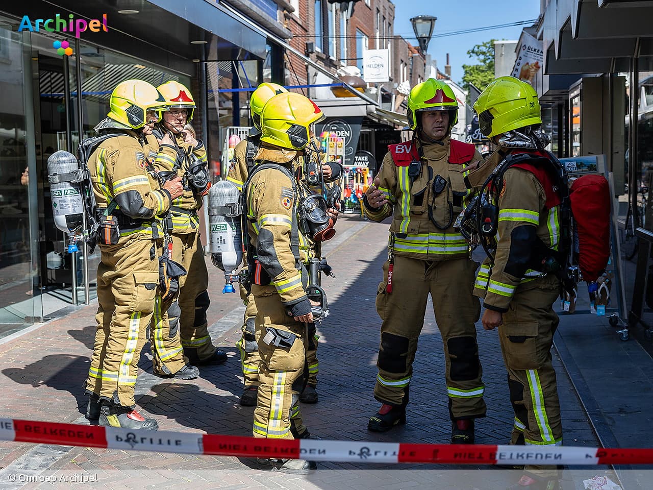 Winkels aan D'n Diek in Middelharnis ontruimd vanwege gaslekkage