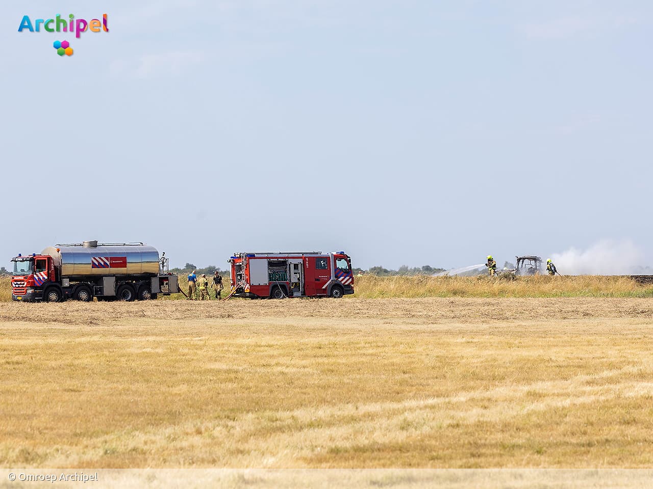 Tractor volledig uitgebrand bij Slikken van Flakkee