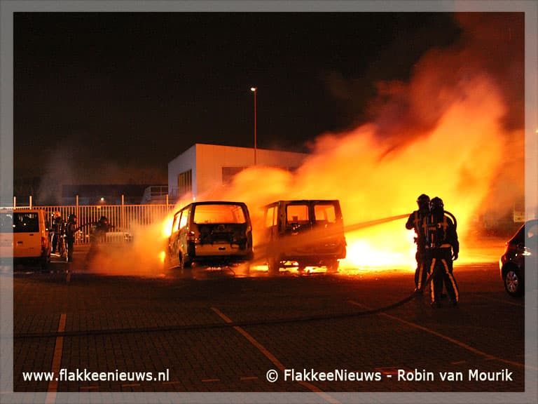 Auto's in vlammen op