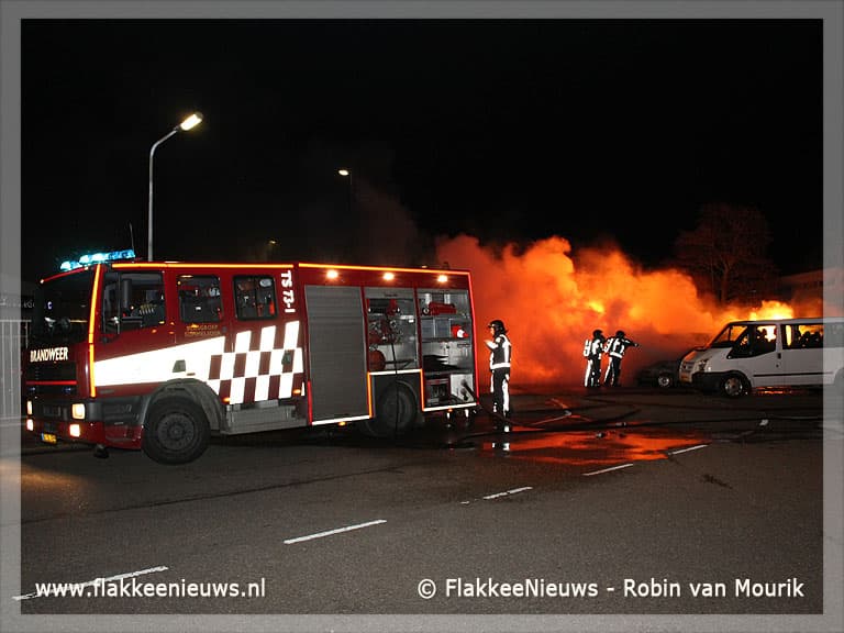 Auto's in vlammen op