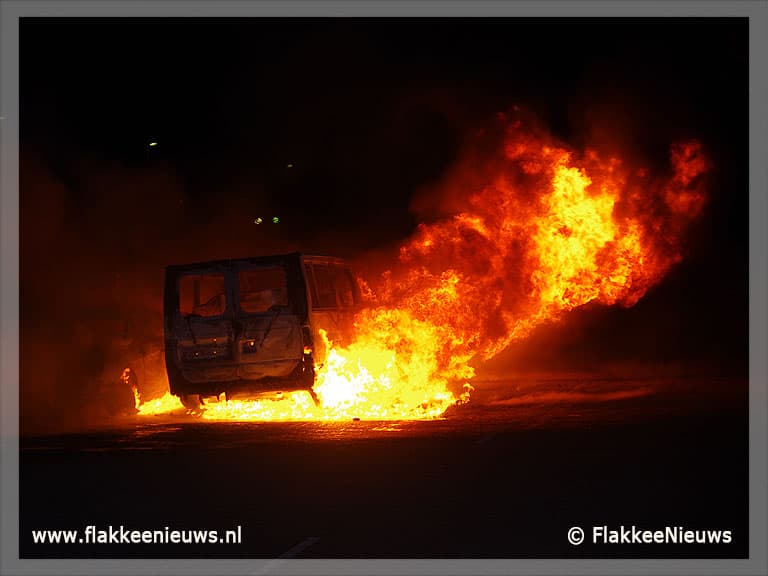 Auto's in vlammen op
