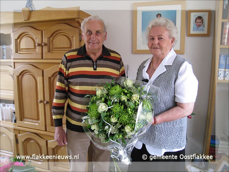 Burgemeester feliciteert echtpaar Tiggelman-Pipping