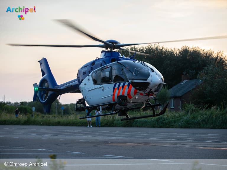 Multidisciplinaire oefening op strand Ouddorp
