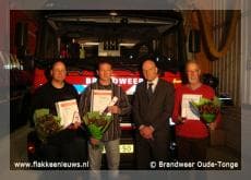 Jubilarissen Brandweer Oude-Tonge gehuldigd