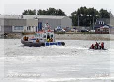 Stellendamse reddingboten helpen politie en provincie