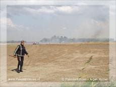 Brand op het land bij Nieuwe-Tonge