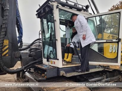 Eerste paal nieuwe brandweerkazerne in Stellendam