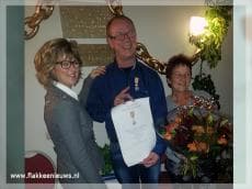 Brandweerman ontvangt koninklijke onderscheiding