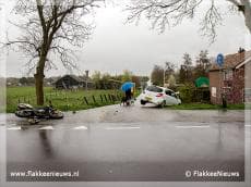 Twee gewonden bij aanrijding Sommelsdijk
