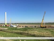 Man gewond bij windmolenpark