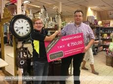 Jouw Marktkraam Ouddorp schenkt aan Roparunteam Mourik