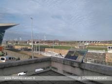 Kortere wachttijden Volkeraksluizen dankzij extra schuif