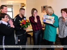 Tessa uit Goedereede wint 100.000 euro in VriendenLoterij