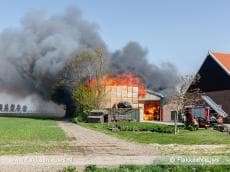 Zeer grote brand tussen Herkingen en Nieuwe-Tonge