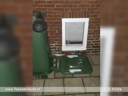 Inbreker Ooltgensplaat op heterdaad betrapt