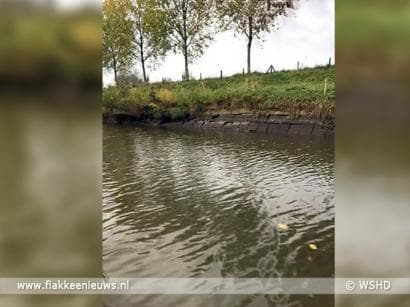 Waterschap herstelt de oevers van Havenkanaal in Dirksland