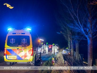 Automobilist ernstig gewond geraakt in polder nabij Dirksland