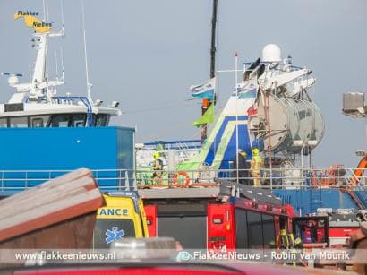 Brand in schip op het droge