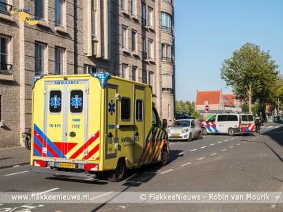 Fietser gewond na aanrijding met bestelauto